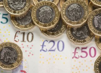 UK cash system ‘on the verge of collapse’, report finds